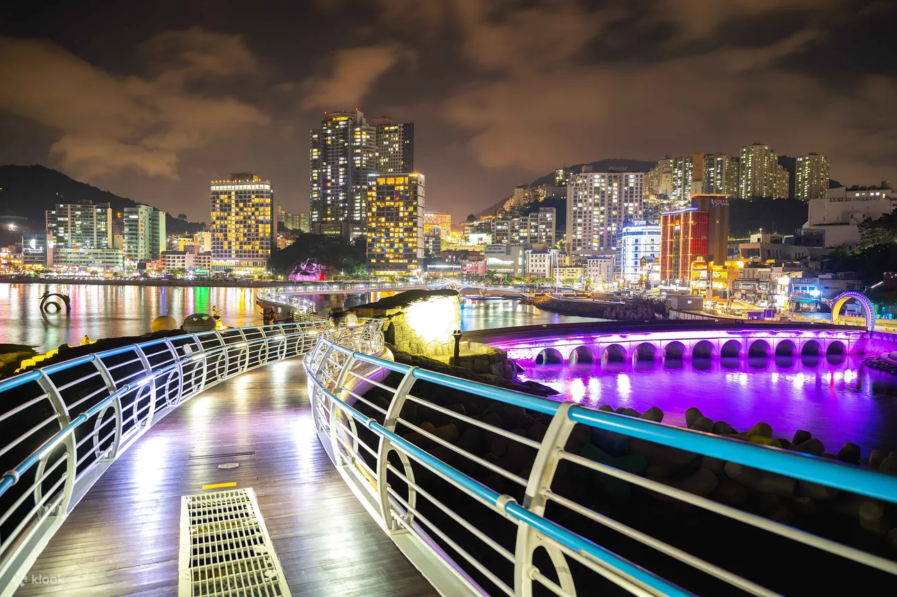Songdo Cloud Trails